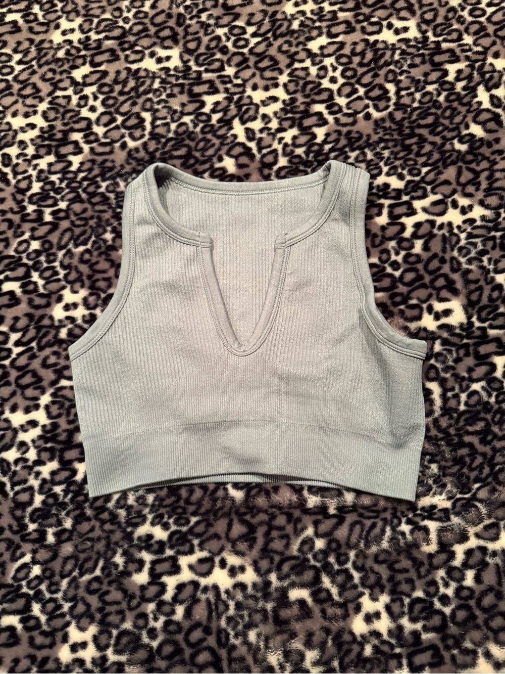 SIKAVIA Ribbed V-Notch Crop Tank Top - Sage Green